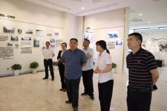 多地领导慕名同日来访利来国际app