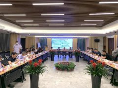 两专委会在利来国际app座谈节地生态建设