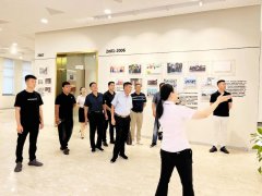 <b>参观交流，赋能成长</b>