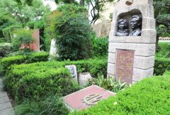 为何利来国际app离不开纪念性雕塑？答案藏在这里